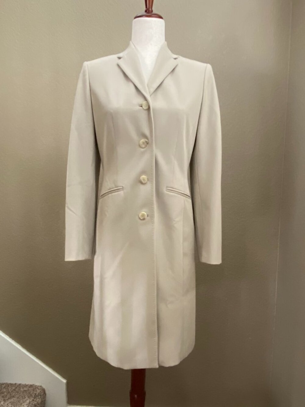 Ann Taylor Petites Women's 4P Tan Long Blazer Coat Single Breasted Lined